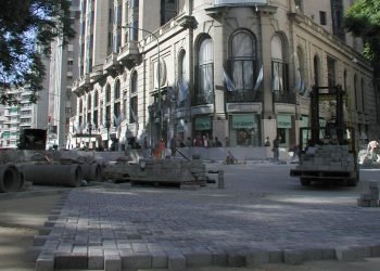 Las ventajas de elegir adoquines de hormigón para pavimentos urbanos