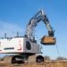 Primera excavadora hidráulica Liebherr con sistema de control Leica Geosystems