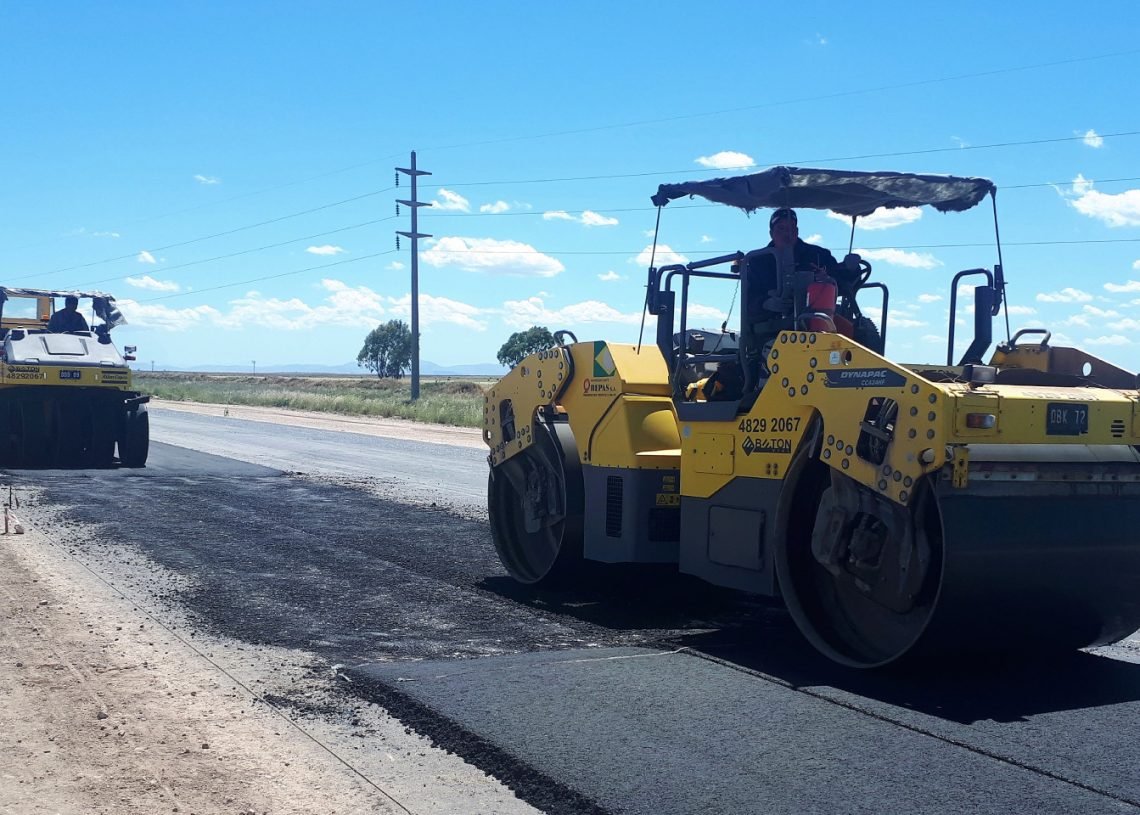 Buenos Aires: pavimentación de la autopista ruta nacional 33