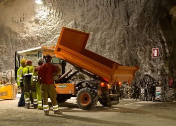 Apoyo técnico de la Secretaría de Minería al acuerdo de provisión de litio al Grupo BMW