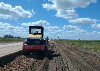 Buenos Aires: alteo de la Ruta Nacional 33 entre Casbas y Garré