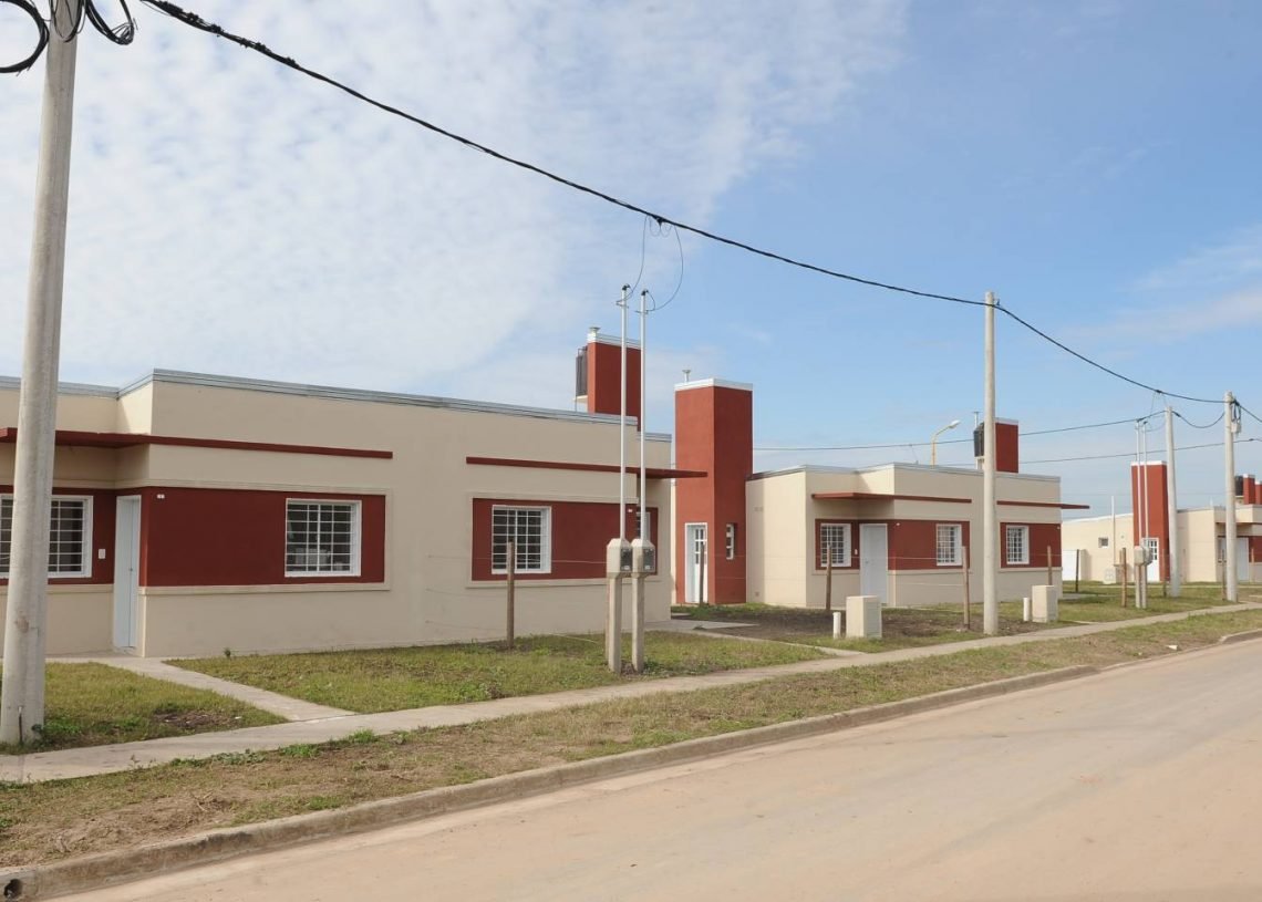 Convenios para comenzar la construcción viviendas en Catamarca por casi $ 600 M