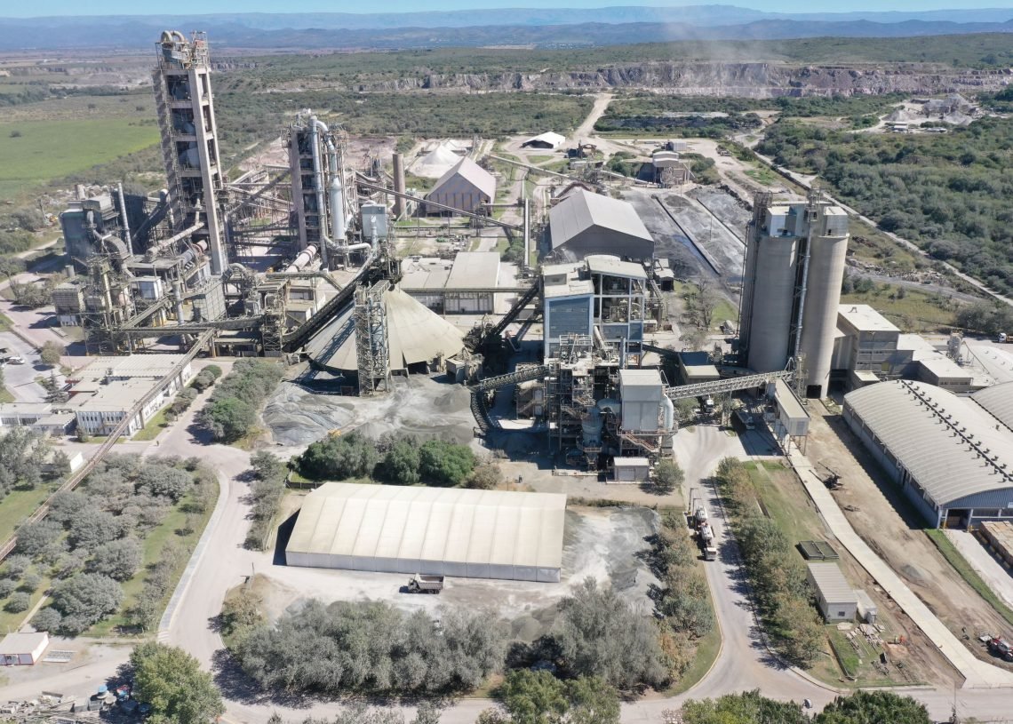 Holcim Argentina inaugura nueva línea de producción invirtiendo us$120 M