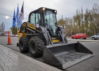 New Holland Construction reafirma su liderazgo realizando importantes entregas para todo el país