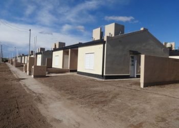 Firmaron convenios para obras de vivienda en La Pampa por más de $1.000 millones