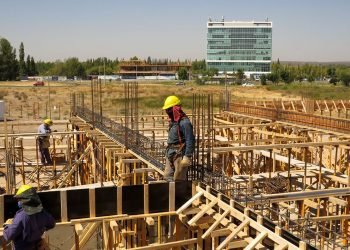 Sigue en alza el empleo en el rubro de la construcción en Neuquén