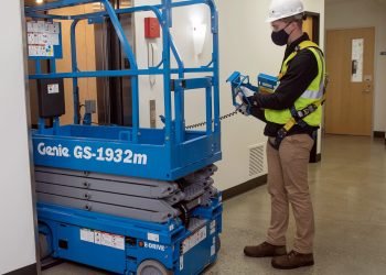 Genie amplió su gama de microplataformas de tijera eléctrica,