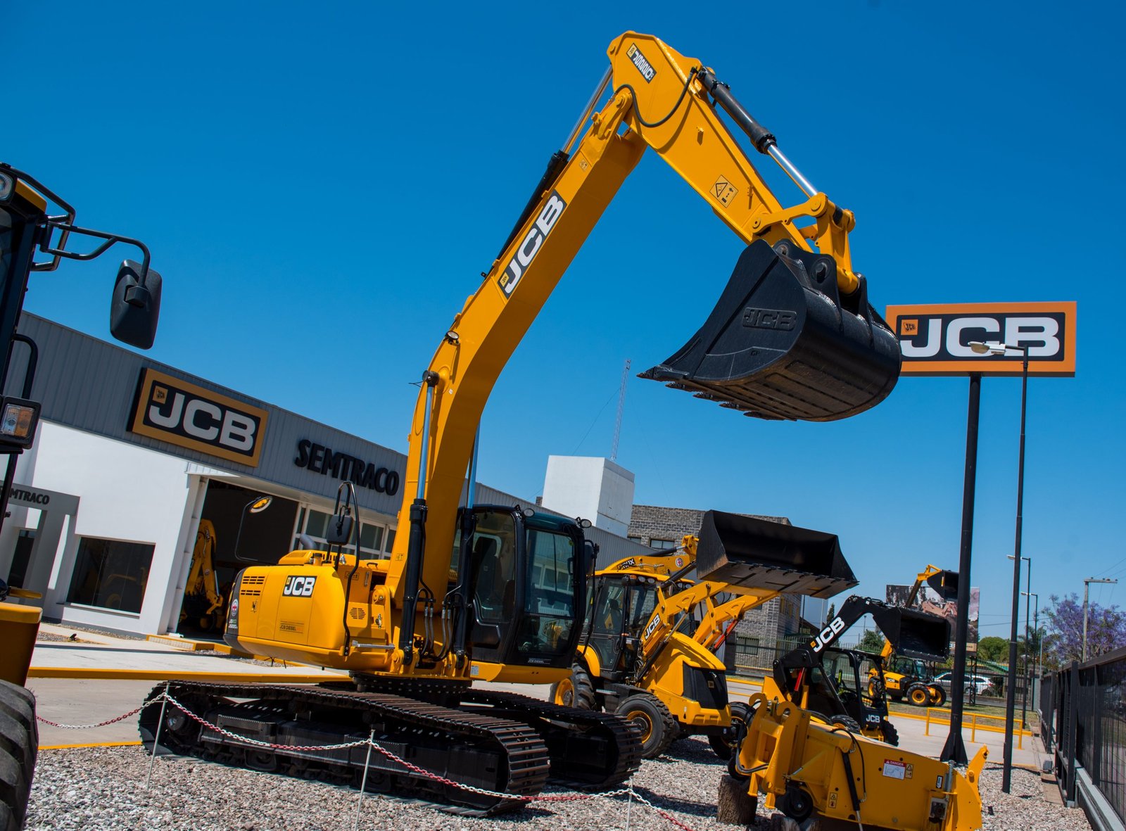 Nuevo punto de distribución JCB en Córdoba