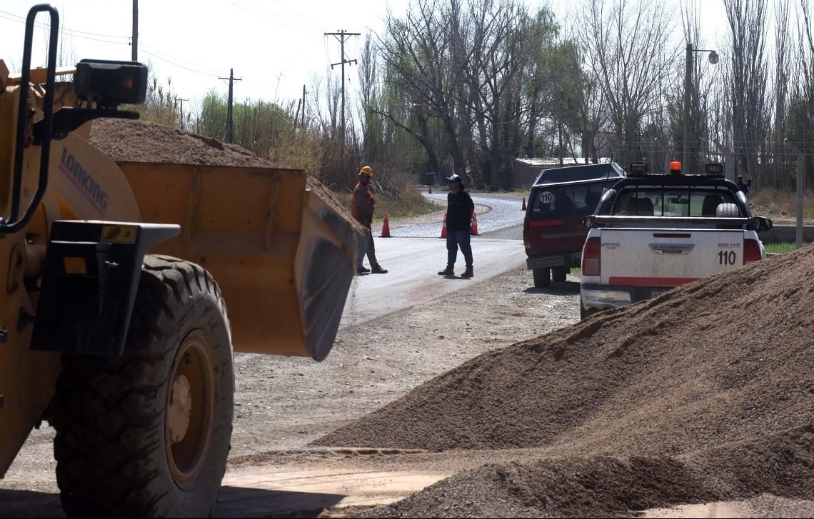 Repavimentan arterias de Guaymallén con material microaglomerado
