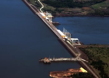 Distinguen a un proyecto hidroeléctrico argentino-uruguayo de ingeniería latinoamericana