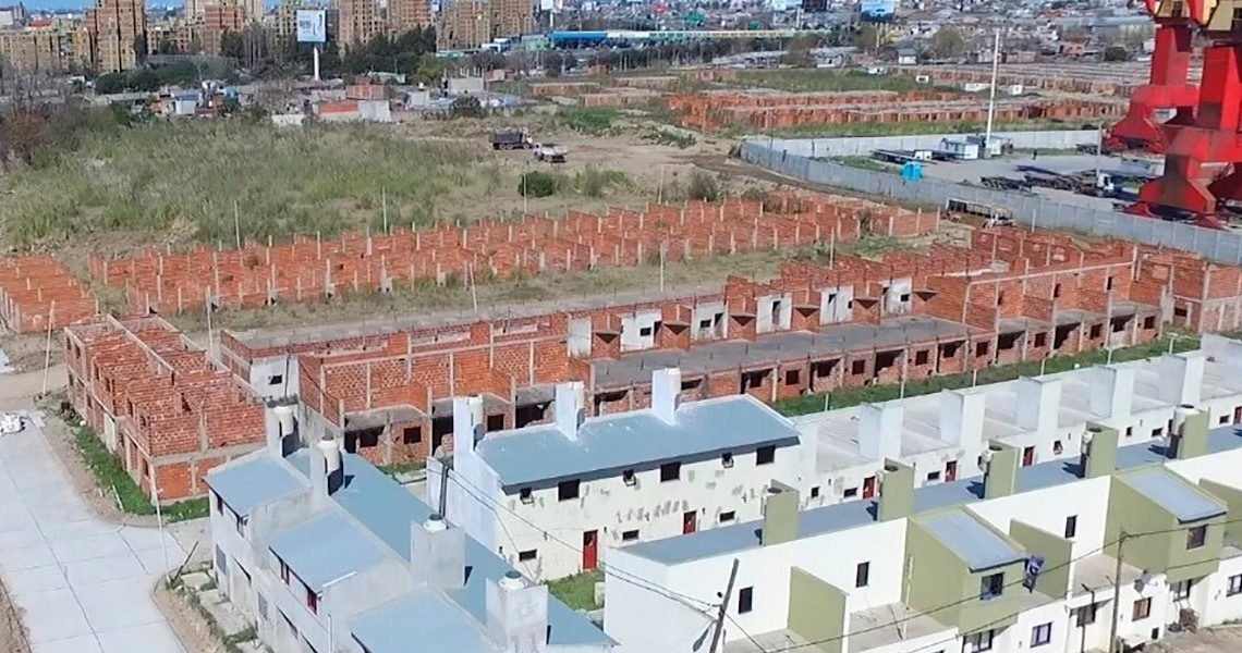 Avanza la construcción de 380 viviendas en el partido de Avellaneda