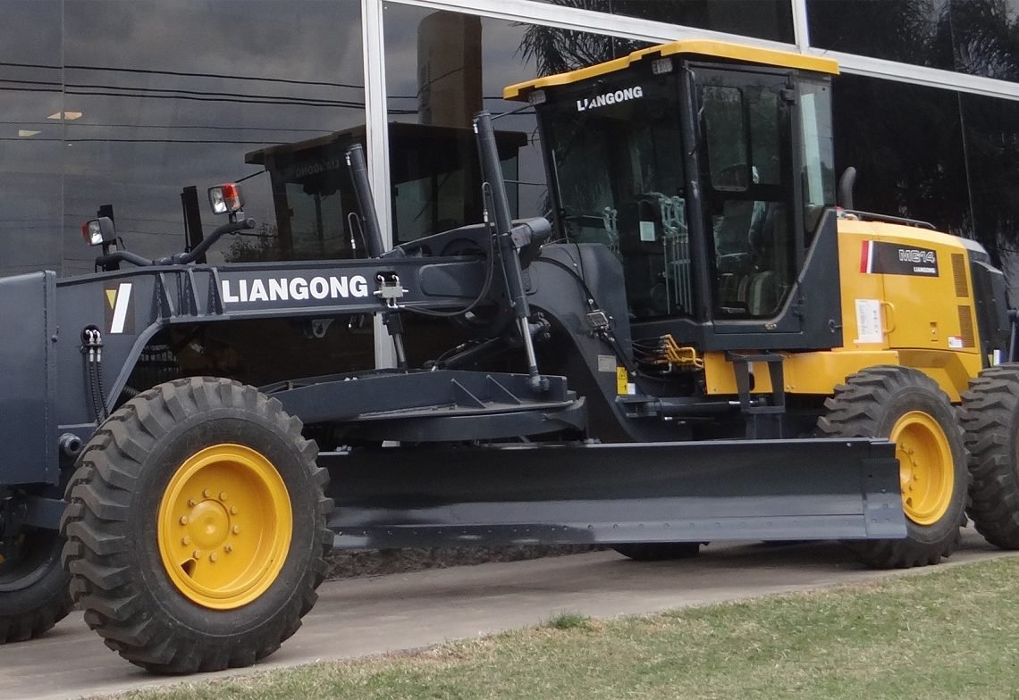 Motoniveladora potente y versátil