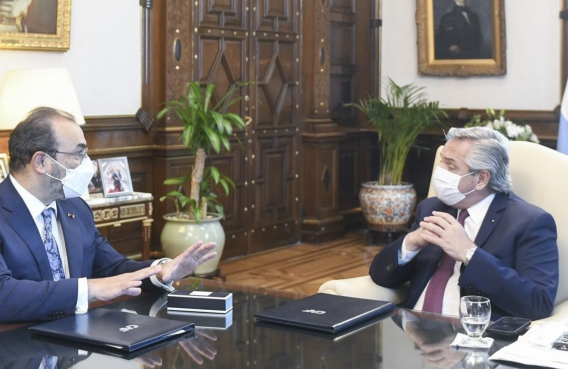 Alberto Fernández se reunión con el nuevo Presidente Ejecutivo de la CAF, Sergio Díaz Granados