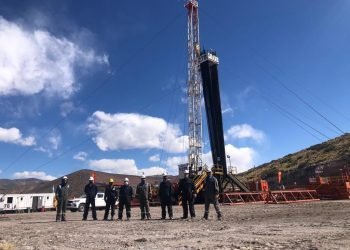 Mendoza: reactivación hidrocarburífera y licitación de trabajos en yacimientos