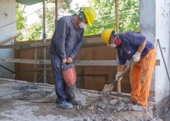 Avanzan las obras del Hospital Thompson en San Martín por más de $800 millones