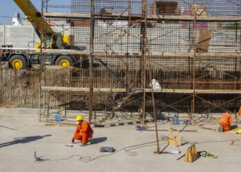 Lanús: avanzan las obras del Parque Industrial Curtidor