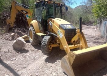 Mendoza continúa con las tareas de defensa aluvional en el Cerro de la Gloria