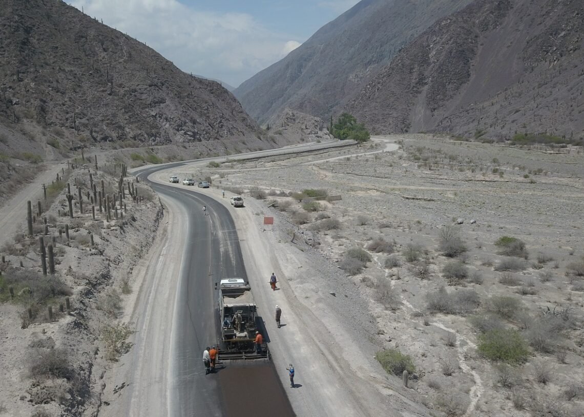 Salta invierte un monto histórico de $30.000 millones en obras viales