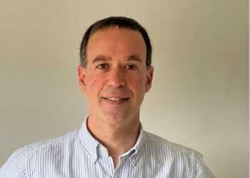 “El cambio no solamente depende del país, también de las industrias que deben evolucionar”