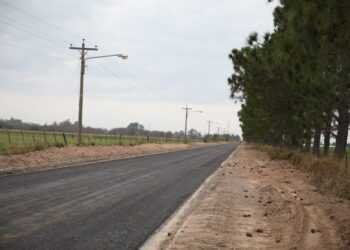 Córdoba: avanza la pavimentación del acceso sur-oeste en Serrano