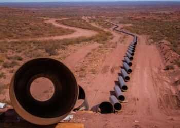 Vaca Muerta: adjudican los caños a la empresa Techint