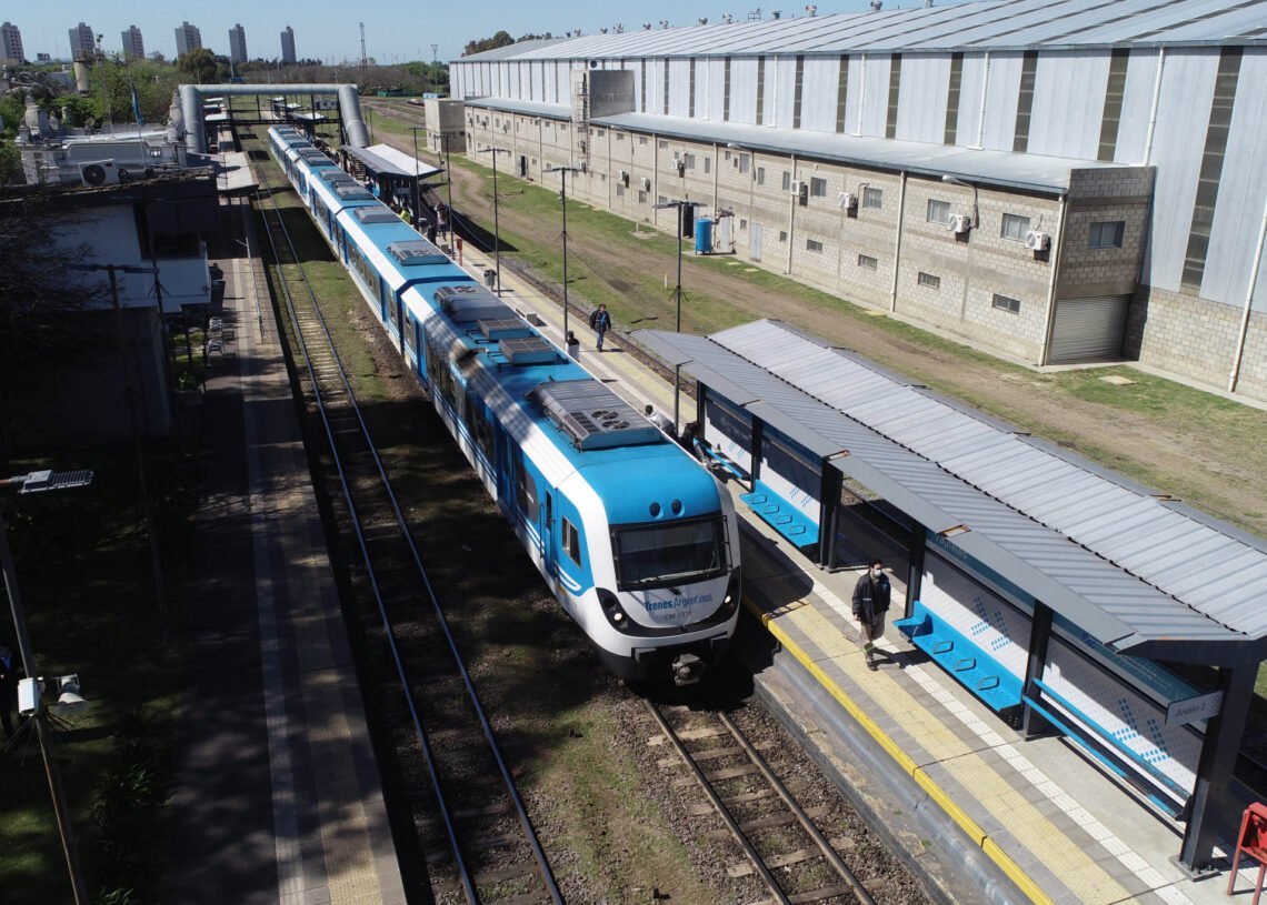 Arranca la histórica transformación de la línea Belgrano Sur