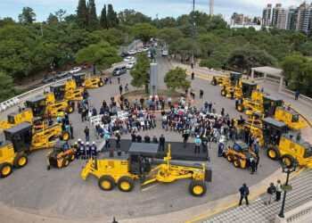 La industria nacional es impulsada por la inversión pública