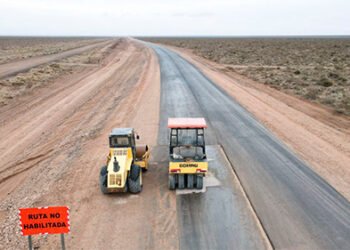 Neuquén: la ruta del petróleo ya alcanzó el 60% de avance