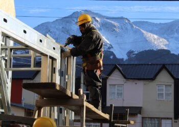 Tierra del Fuego recibirá 1000 créditos adicionales para construir viviendas