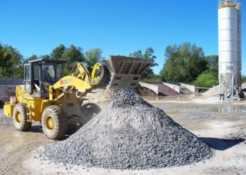 Enfrentar la escasez de material y evitar retrasos en el abastecimiento con equipos compactos