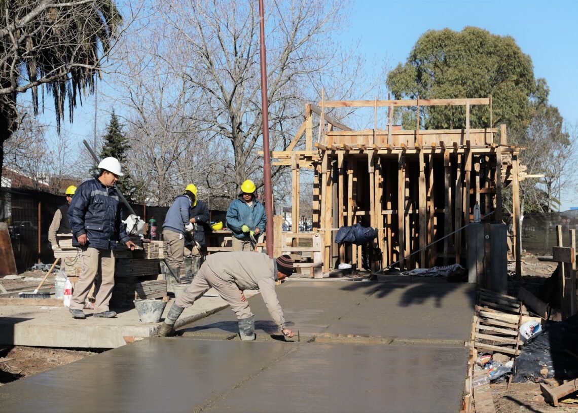 Avanzas las obras de extensión del tren Universitario de La Plata