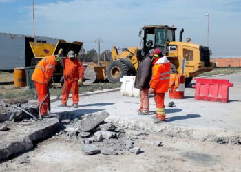 Vialidad Nacional ejecuta obras en la rotonda de la Ruta Nacional 33 y la Ruta Provincial 67