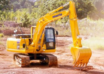 Nueva excavadora de 14 toneladas