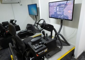 simulador de operaciones de equipos Caterpillar