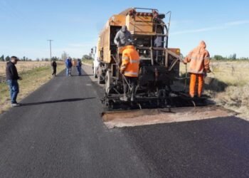 Vialidad Mendoza avanza con importantes obras en caminos rurales