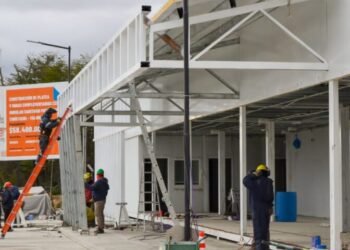 Trabajos finales en la construcción del Hospital Modular de Tolhuin