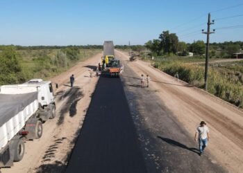 Chaco: comenzó la pavimentación de la ruta provincial 30