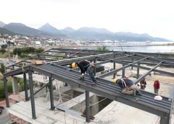 Avanza a buen ritmo la obra de ampliación del Hospital Regional Ushuaia