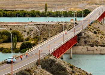 Licitaron la obra de reparación integral de los puentes sobre el río Santa Cruz