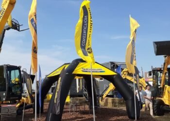Expoagro se tiñe de amarillo con las máquinas de New Holland Construction