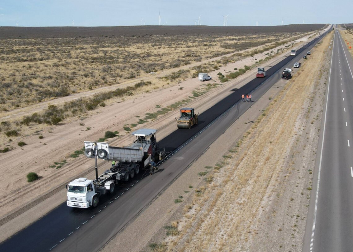 Vialidad Nacional invierte más de $21 mil millones en 13 obras en ejecución en Chubut