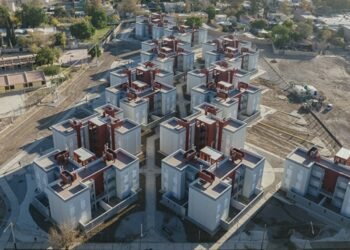 San Juan construye cerca de 5 mil viviendas