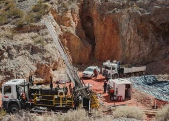 San Juan recibió el Informe de Impacto Ambiental del proyecto minero Hualilán