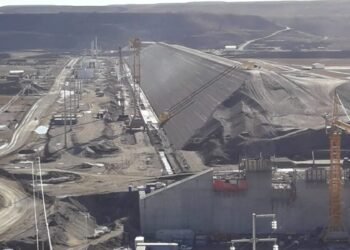 Acuerdo por USD 1.000 millones de financiamiento para obras desde China