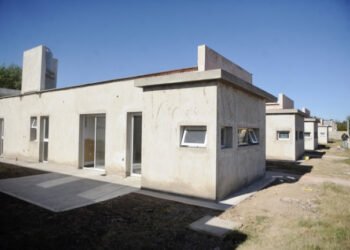 Construyen más de 100 viviendas en Mar Chiquita