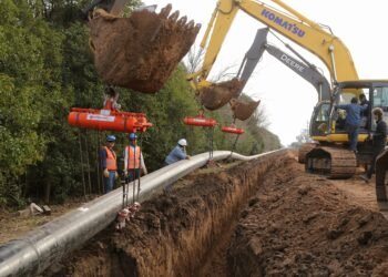 Continúan las obras del gasoducto Gran Rosario