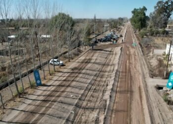 Mendoza: sigue la pavimentación en marcha del carril Alto Verde en Junín