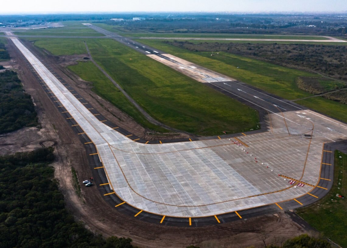 Inauguraron la nueva Calle de Rodaje a Cabecera 35 en el Aeropuerto de Ezeiza