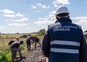 La línea Urquiza recibirá 45 millones de dólares para mejorar 210 kilómetros de vías