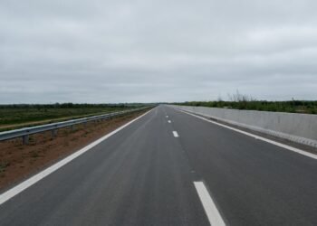 Continúan las obras de la Autopista Presidente Perón
